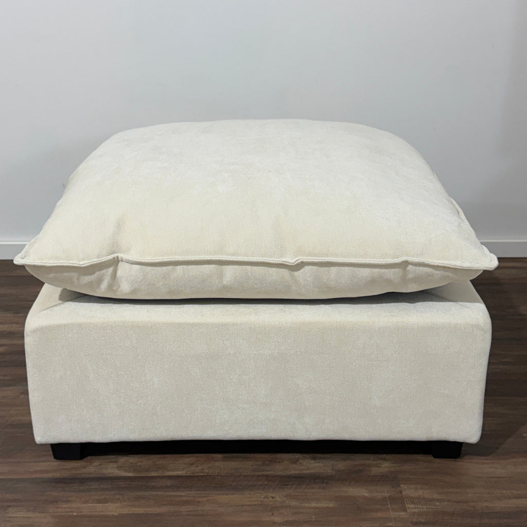 Luna Ottoman